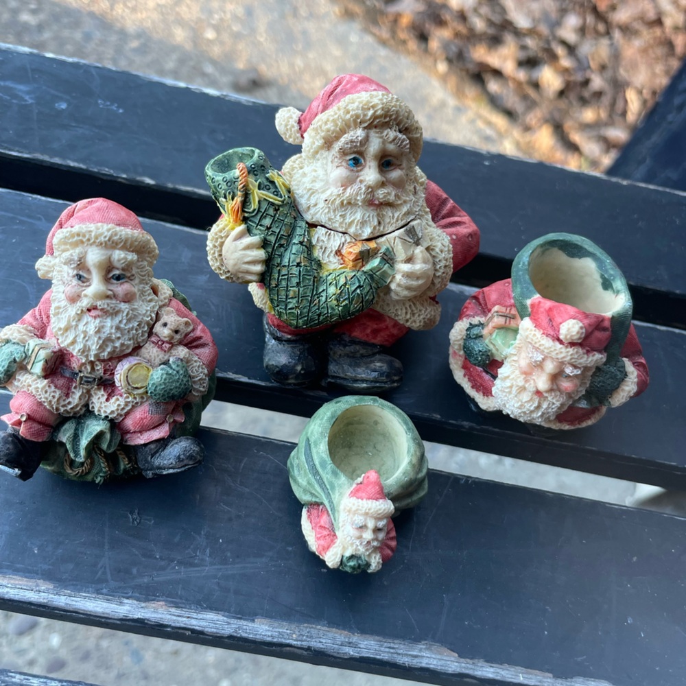 4 Vintage Old World Resin Christmas Tea Set Santa Clauses
